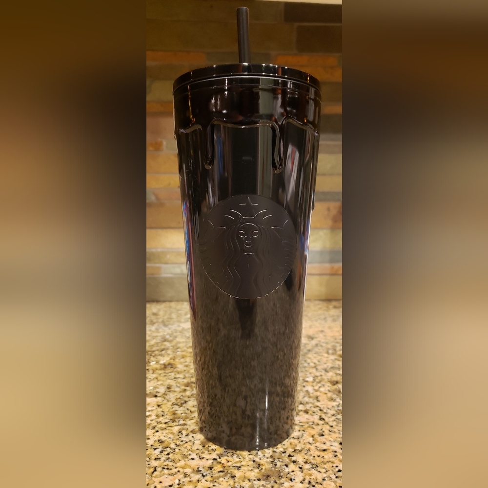 Starbucks 2024 Halloween tumbler-black obsidian ooze